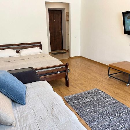 New Apartment "Family Estate" 卡缅涅茨-波多利斯基 外观 照片