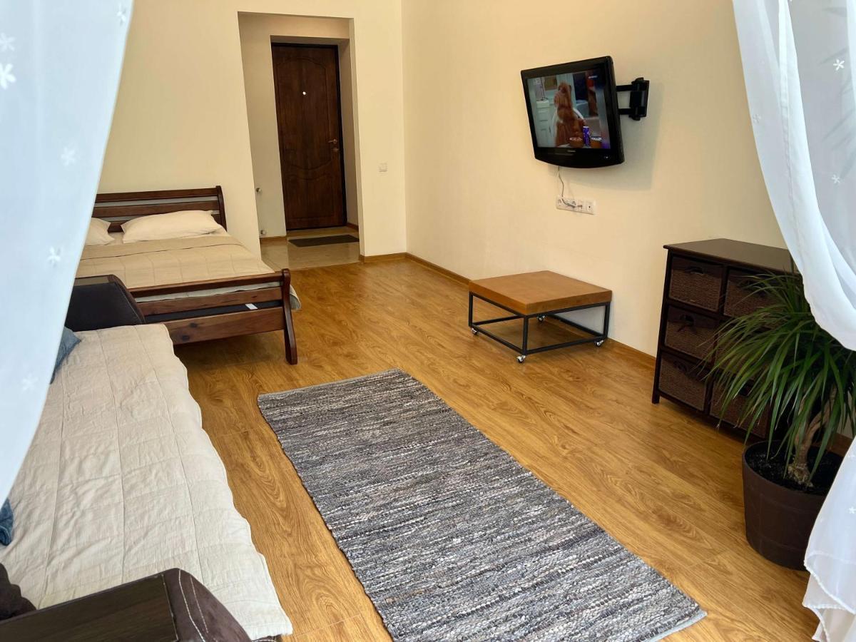 New Apartment "Family Estate" 卡缅涅茨-波多利斯基 外观 照片
